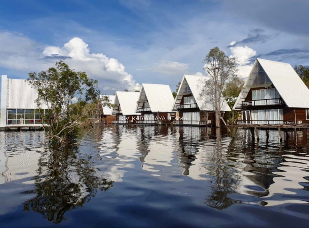 Atap uPVC Rooftop untuk Proyek Villa Terapung Danau Laet Kalimantan Barat