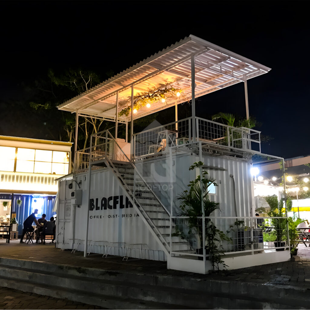 Atap uPVC Rooftop untuk Proyek Bangunan Container Cafe