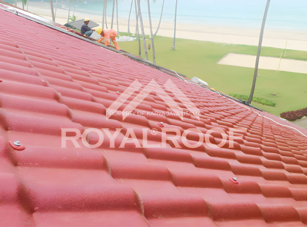 Genteng uPVC Royal Roof warna merah untuk proyek Nirwana Garden Resort di Lagoi Riau